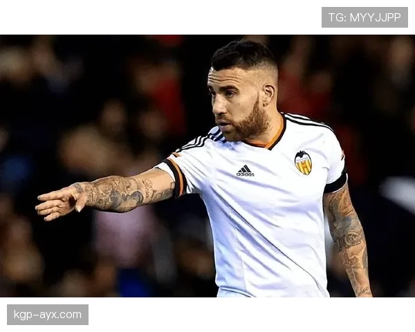 奥塔门迪领衔坚固防线，球队迎新挑战表现稳健