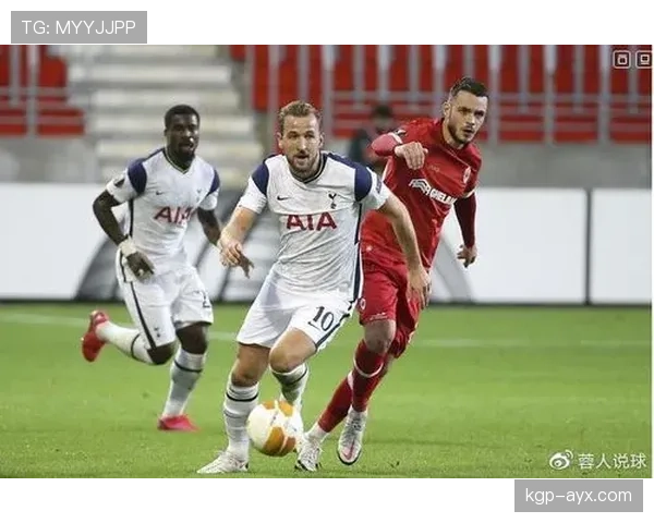 塞库·马拉在英超赛季表现稳健，助球队争夺冠军荣耀的趋势分析