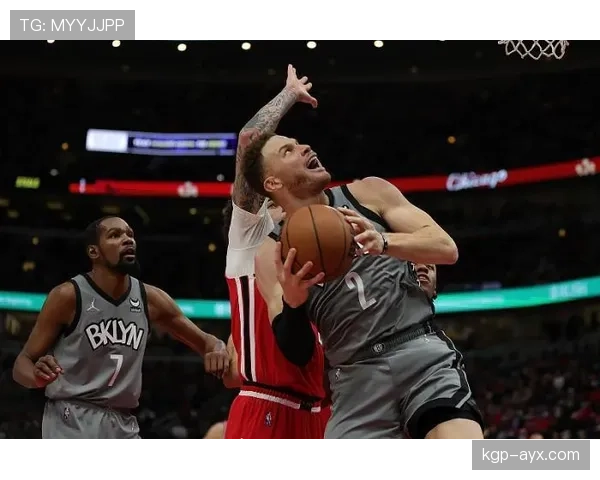 坎特场均覆盖全场的跑动能力解析